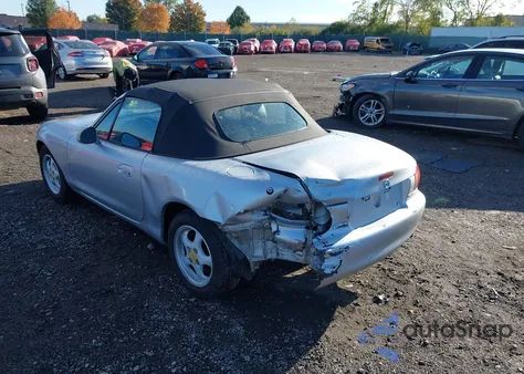 1999 Mazda Mx-5 Miata Leather Pkg/Popular Equipment Pkg/Sports Pkg/Touring Pkg z USA, uszkodzony, nr VIN JM1NB3536X0132520